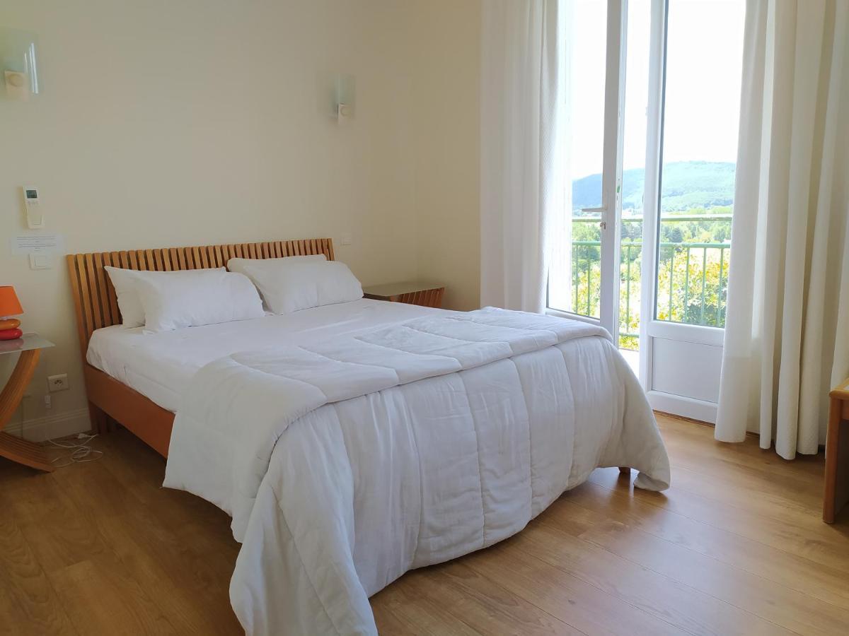 Hotel Bellevue Puy-lʼÉvêque Exteriör bild